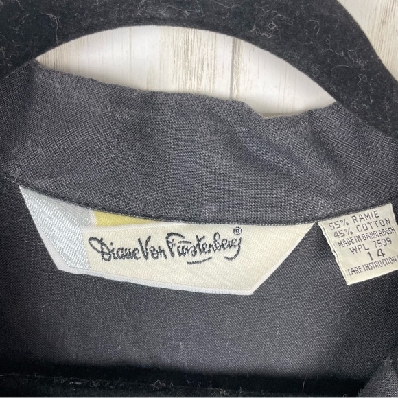 Diane Von Furstenberg vintage black button down - Picture 3 of 5